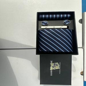 TIE SET 1AV