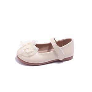 Lola Shoe